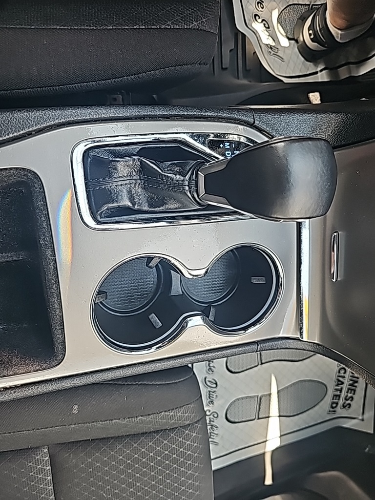 Vehicle image 22 of 26