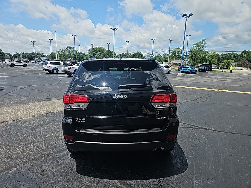 Vehicle image 7 of 26