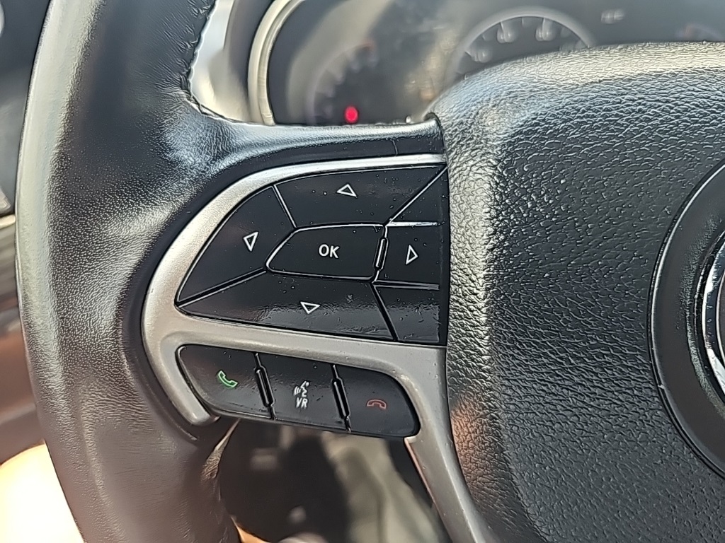 Vehicle image 25 of 26