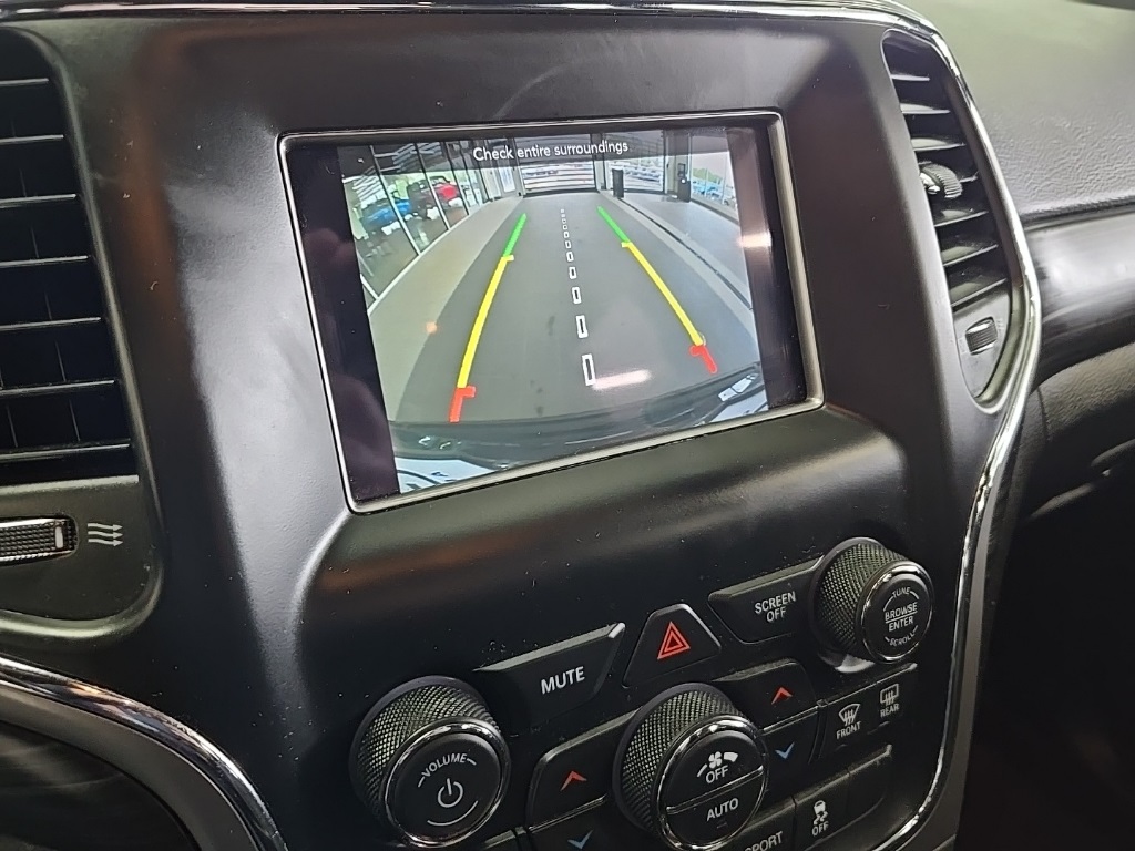 Vehicle image 20 of 35