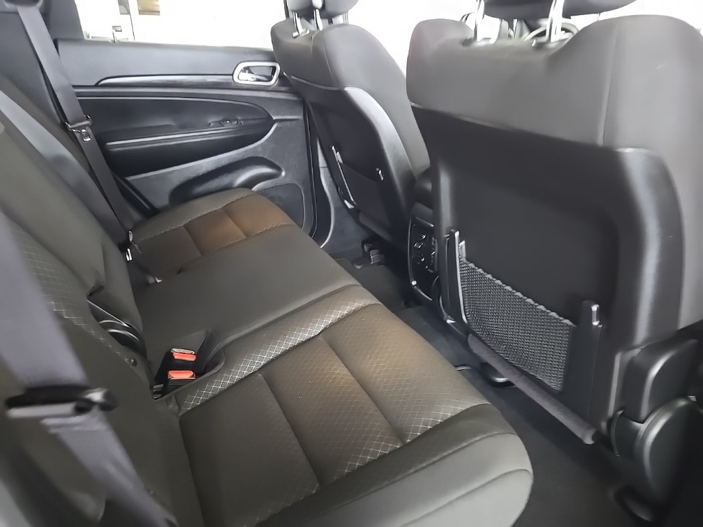 Vehicle image 16 of 35