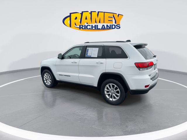 Vehicle image 8 of 24