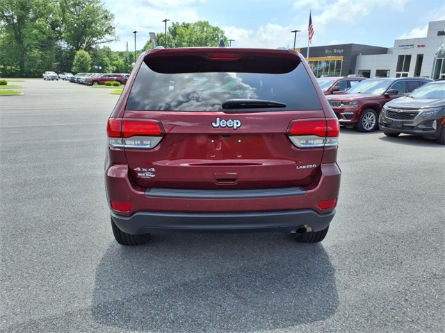 Vehicle image 6 of 21