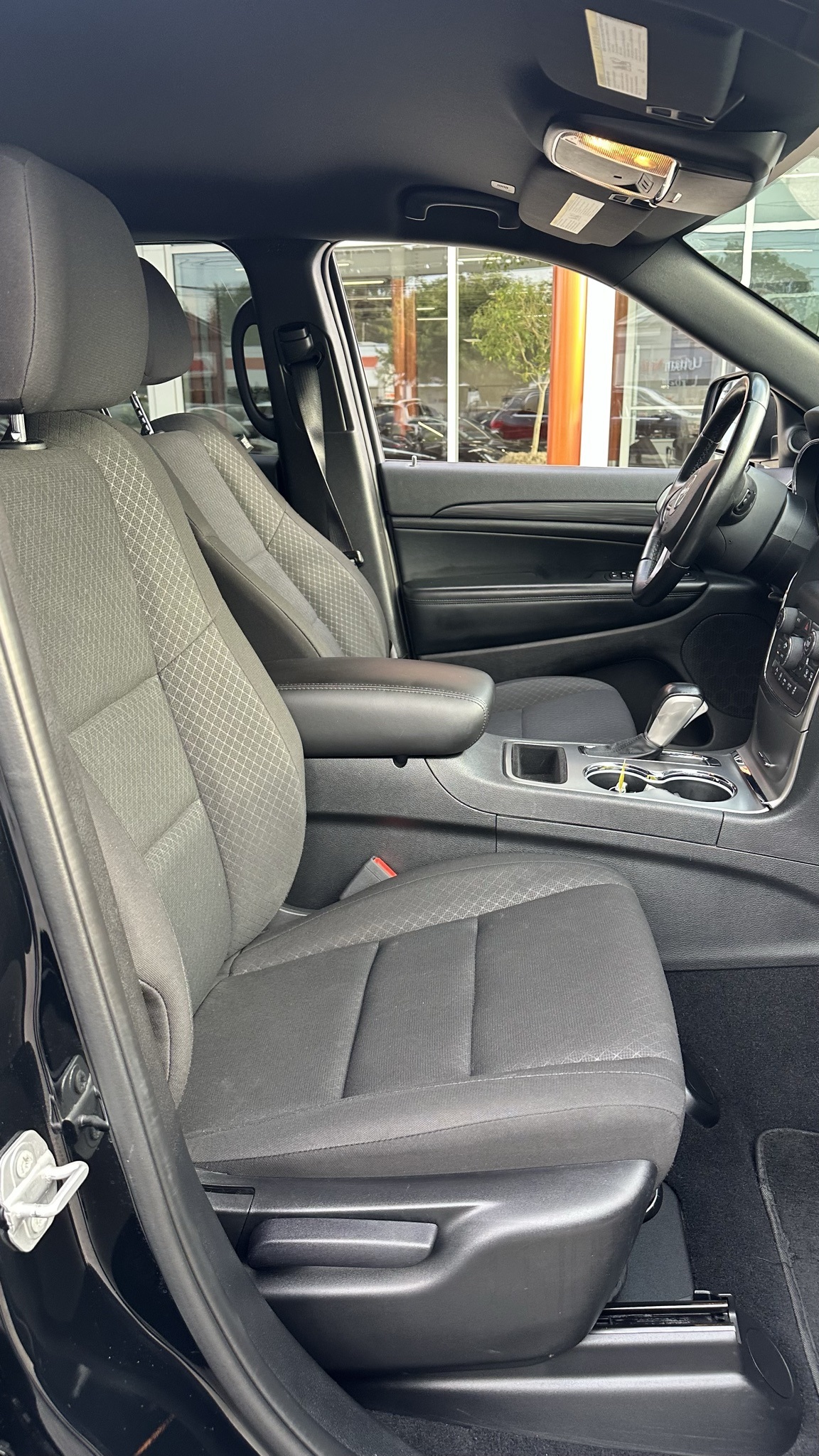 Vehicle image 10 of 26