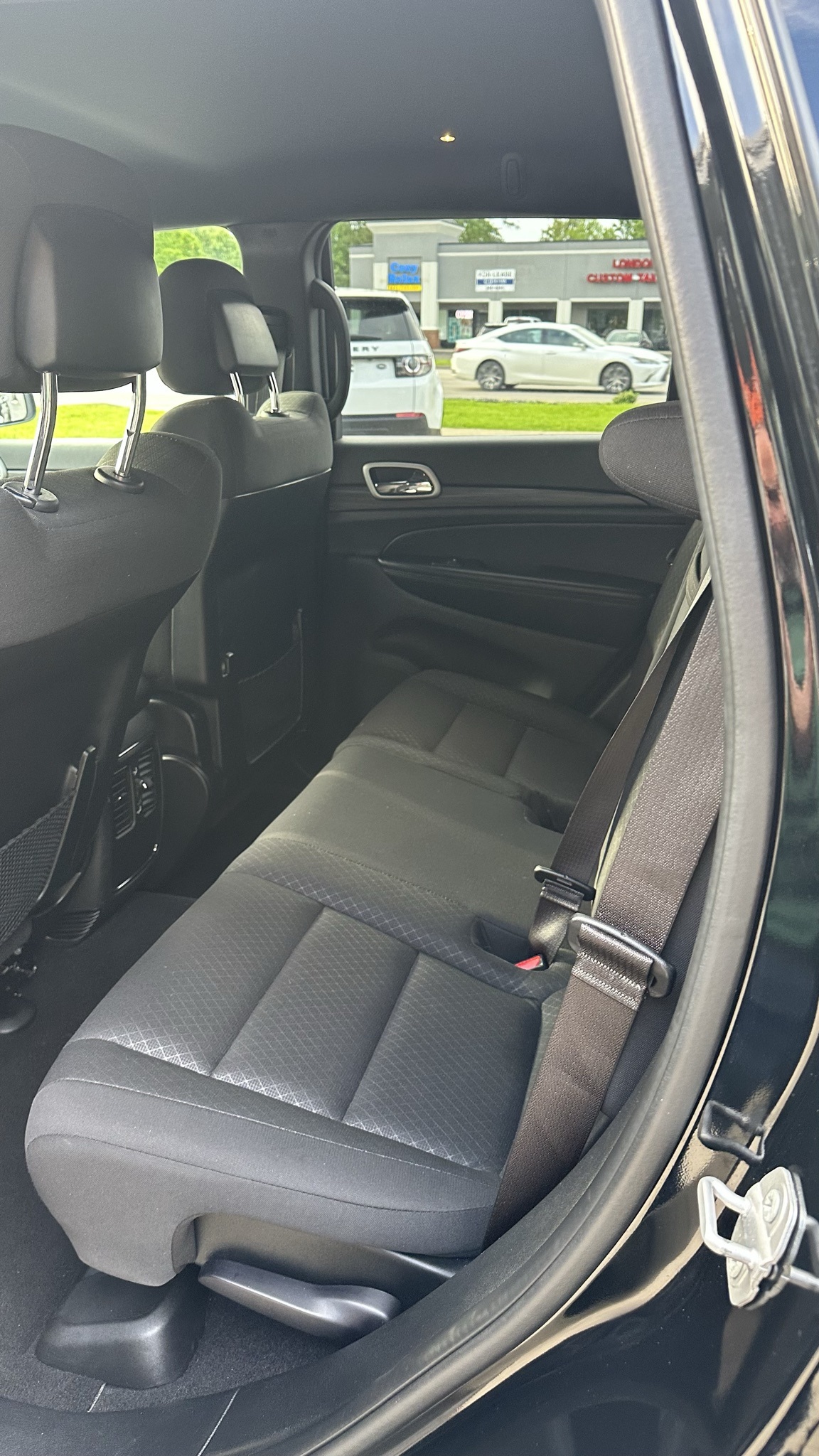 Vehicle image 17 of 26
