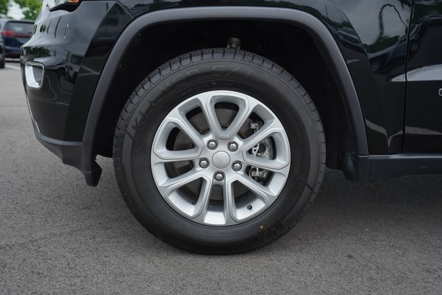 Vehicle image 11 of 37