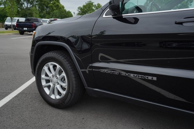 Vehicle image 7 of 37