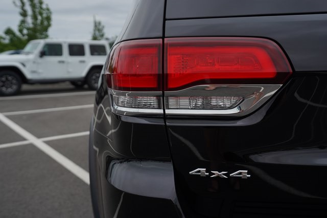 Vehicle image 36 of 37