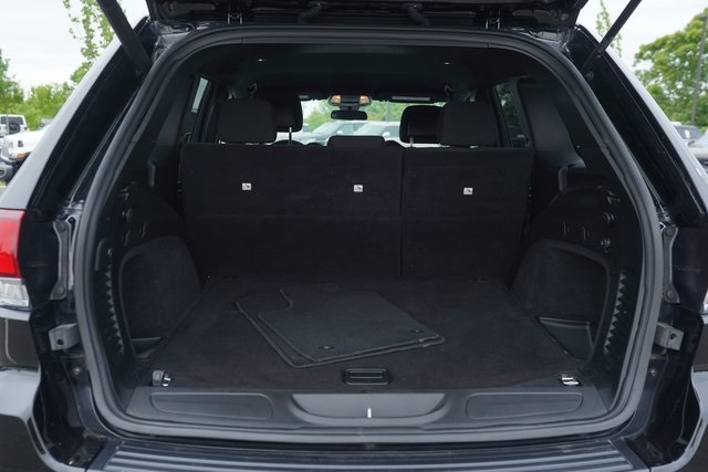 Vehicle image 20 of 37