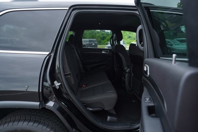 Vehicle image 23 of 37