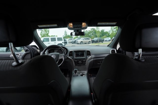Vehicle image 25 of 37