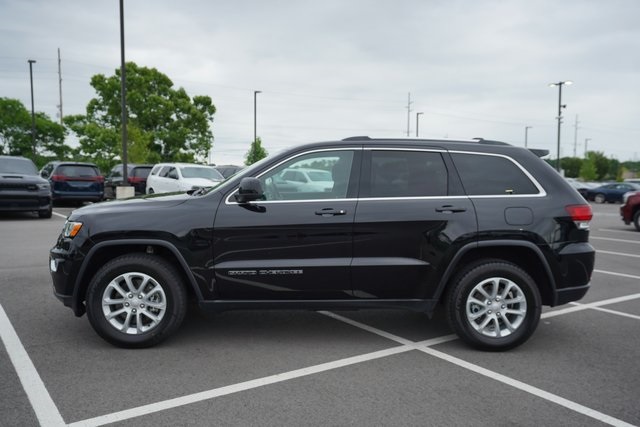 Vehicle image 8 of 37