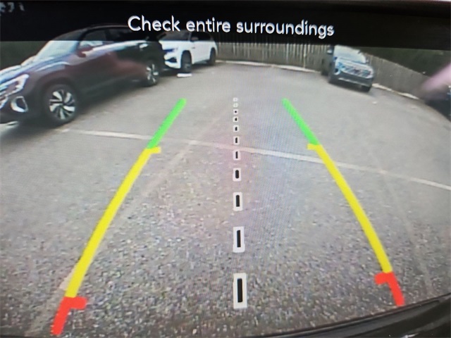 Vehicle image 15 of 23