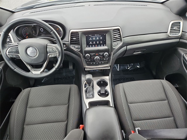 Vehicle image 13 of 23