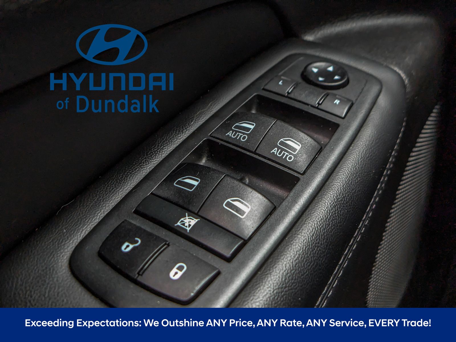 Vehicle image 28 of 34