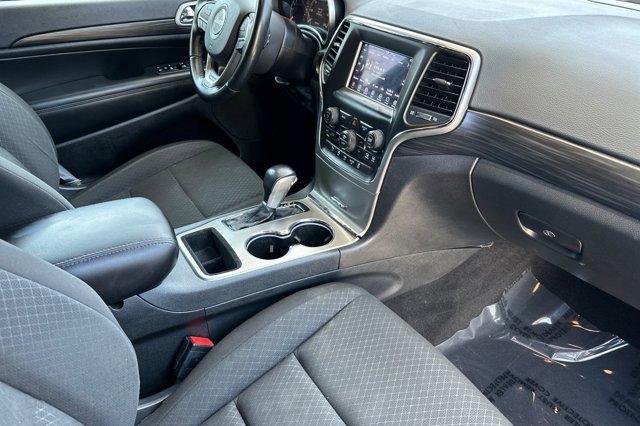 Vehicle image 19 of 37