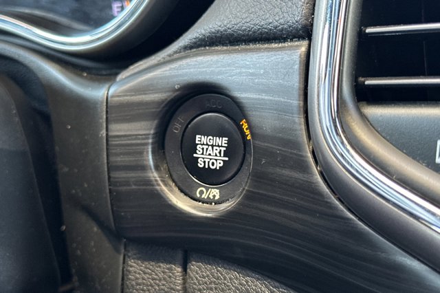 Vehicle image 26 of 37