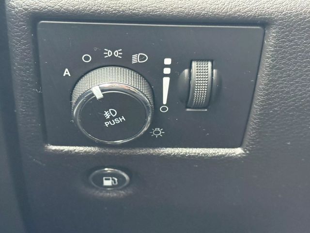 Vehicle image 45 of 56