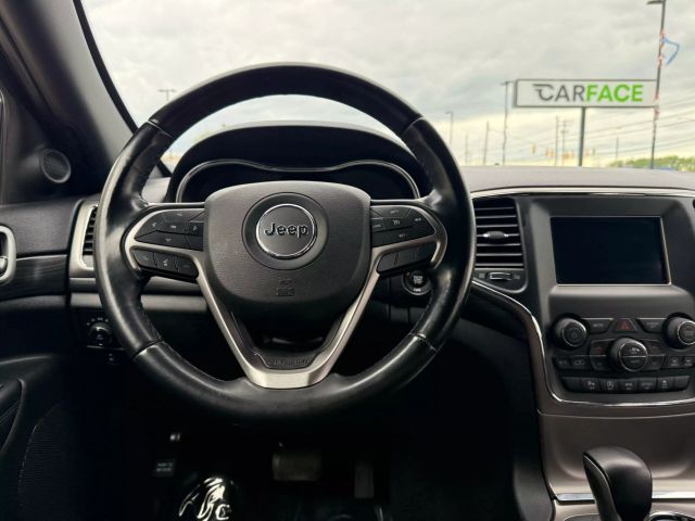 Vehicle image 28 of 56