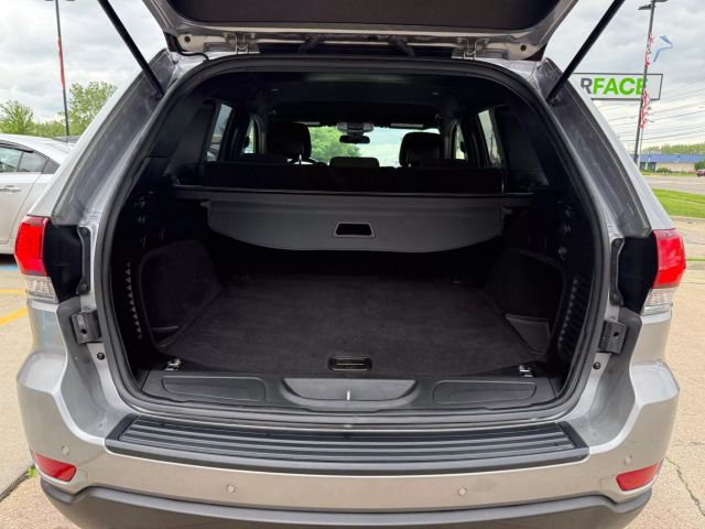 Vehicle image 16 of 56