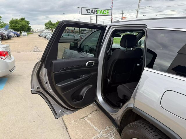 Vehicle image 20 of 56