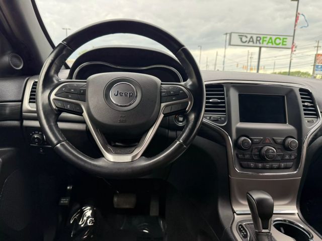 Vehicle image 27 of 56