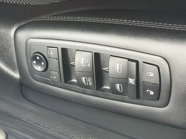 Vehicle image 46 of 56