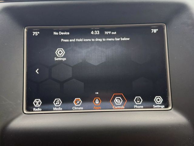 Vehicle image 37 of 56