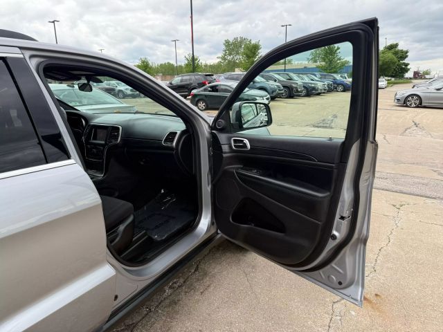 Vehicle image 24 of 56