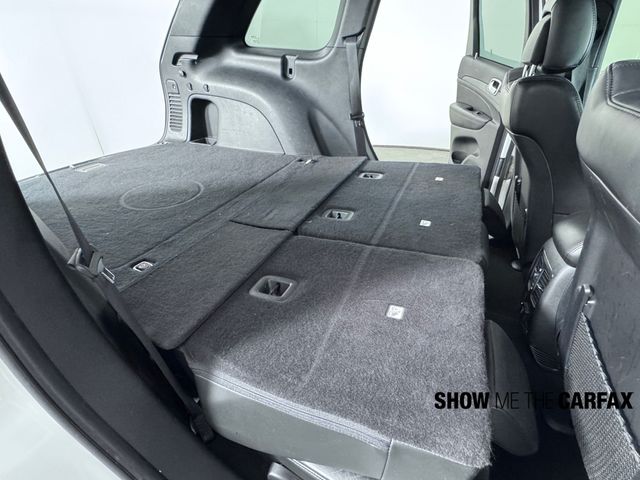 Vehicle image 34 of 40