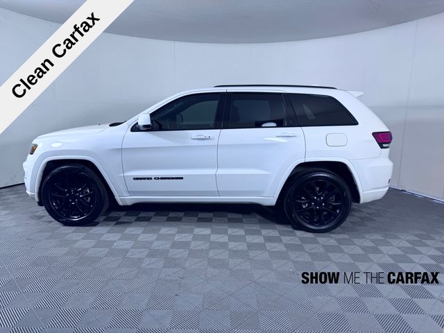 Vehicle image 9 of 40
