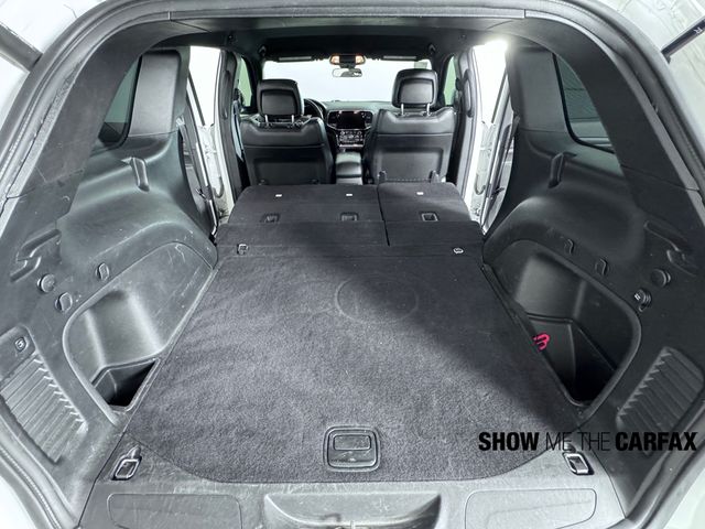 Vehicle image 11 of 40
