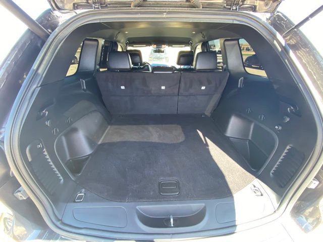 Vehicle image 20 of 21