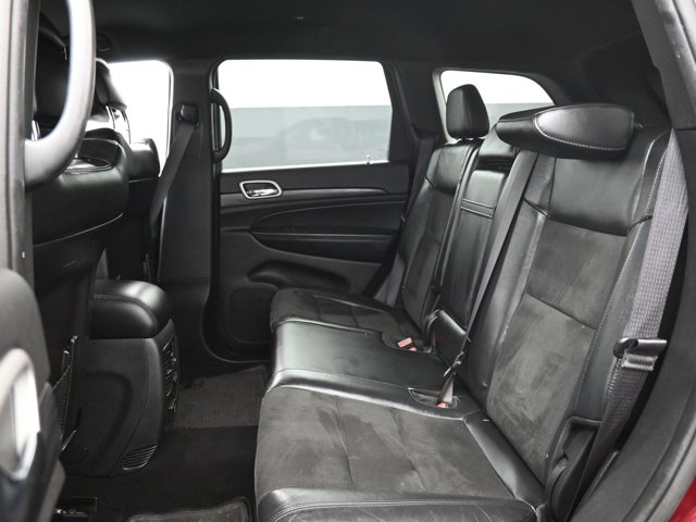 Vehicle image 33 of 40
