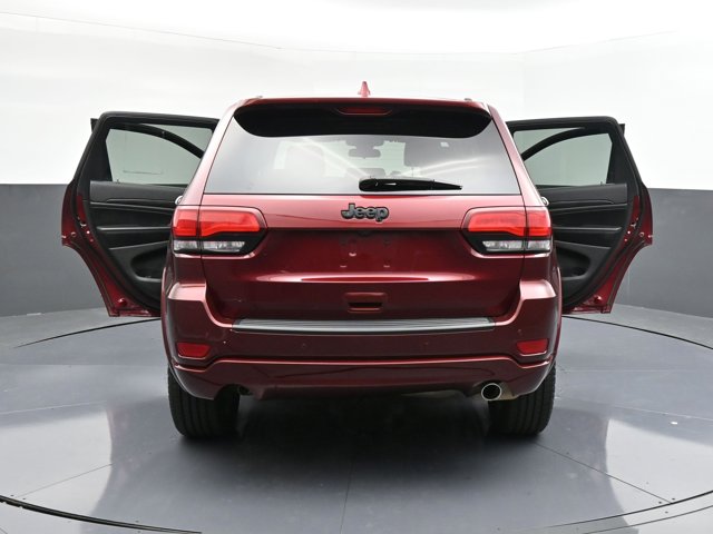 Vehicle image 21 of 40