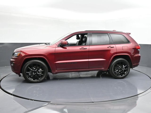 Vehicle image 28 of 40