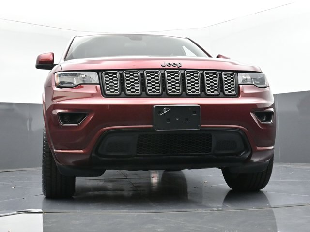 Vehicle image 5 of 40