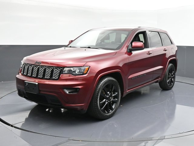 Vehicle image 3 of 40