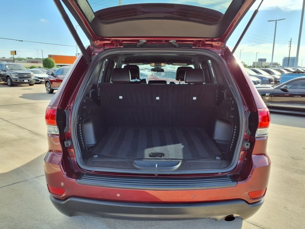 Vehicle image 26 of 27