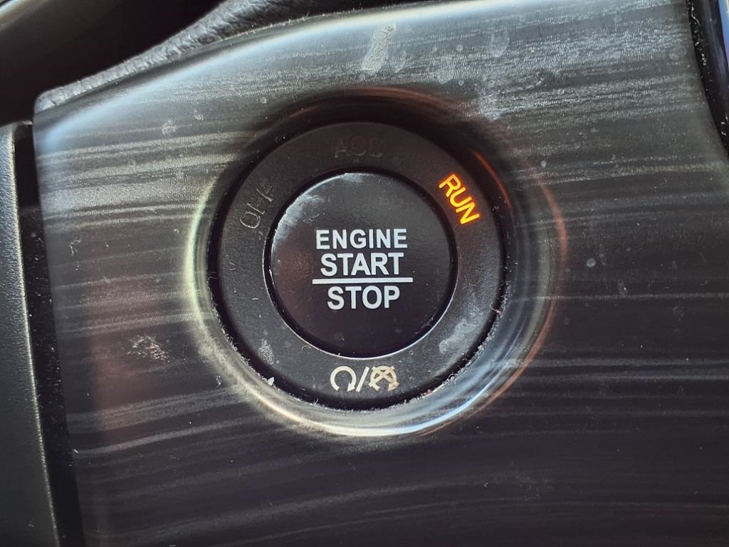 Vehicle image 19 of 27