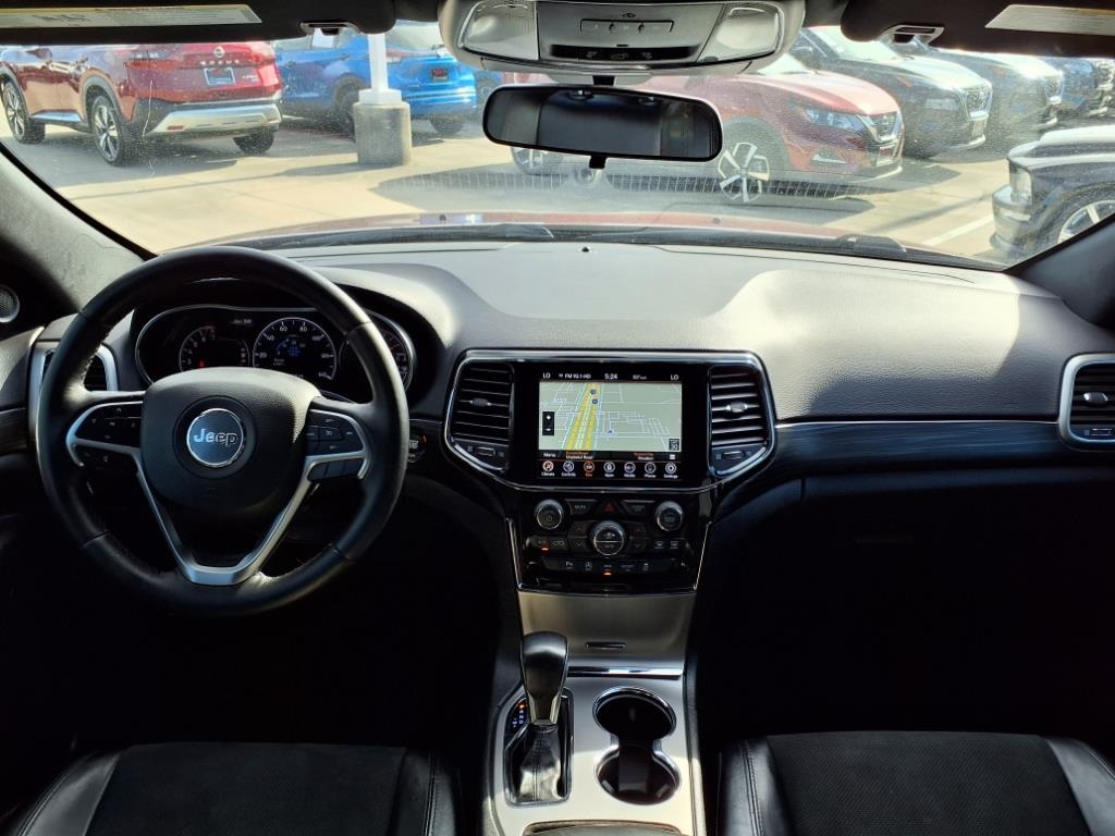Vehicle image 9 of 27