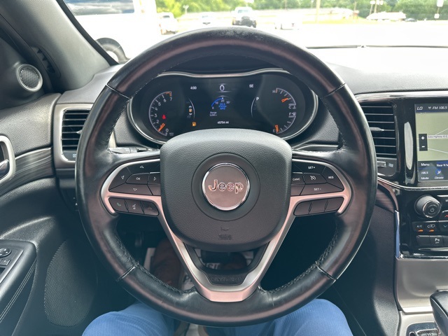 Vehicle image 13 of 47