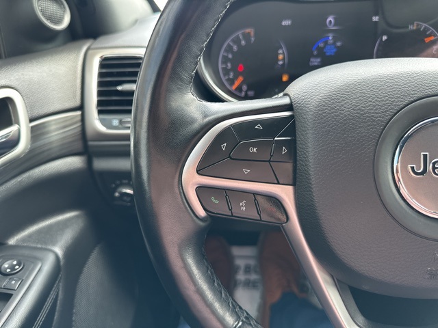 Vehicle image 21 of 47