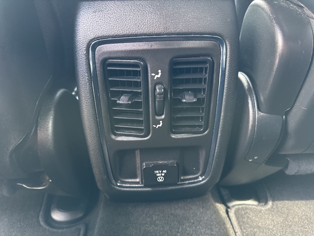 Vehicle image 30 of 47