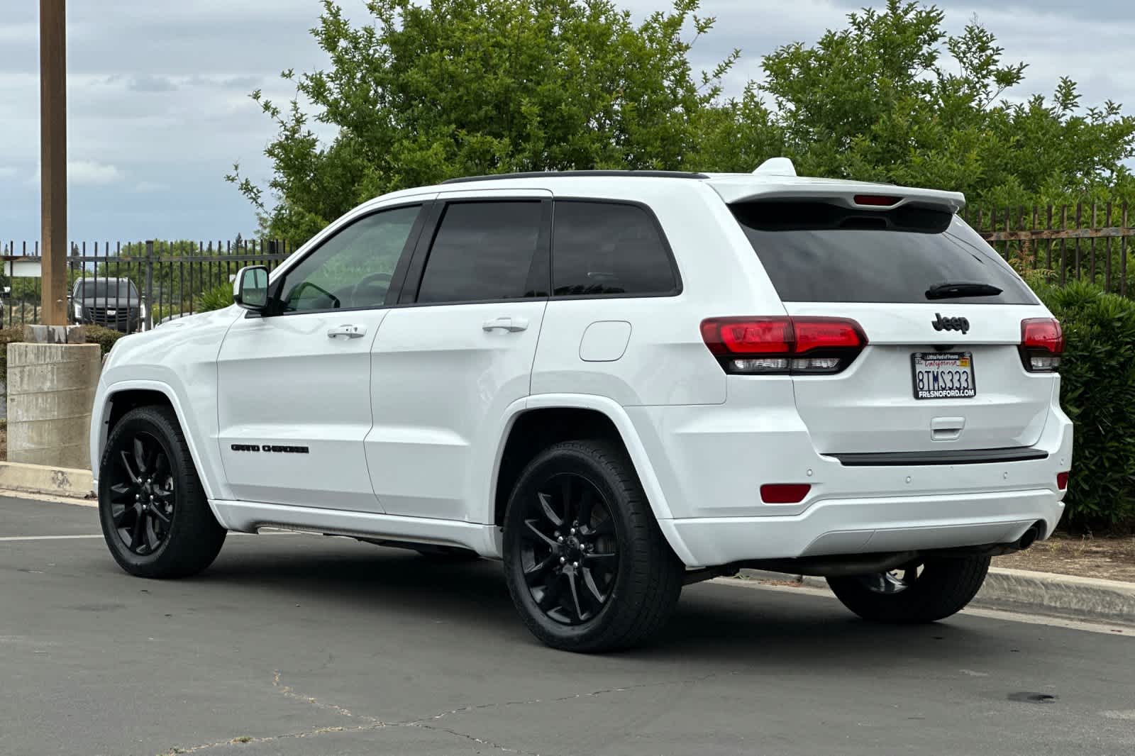 Vehicle image 7 of 29