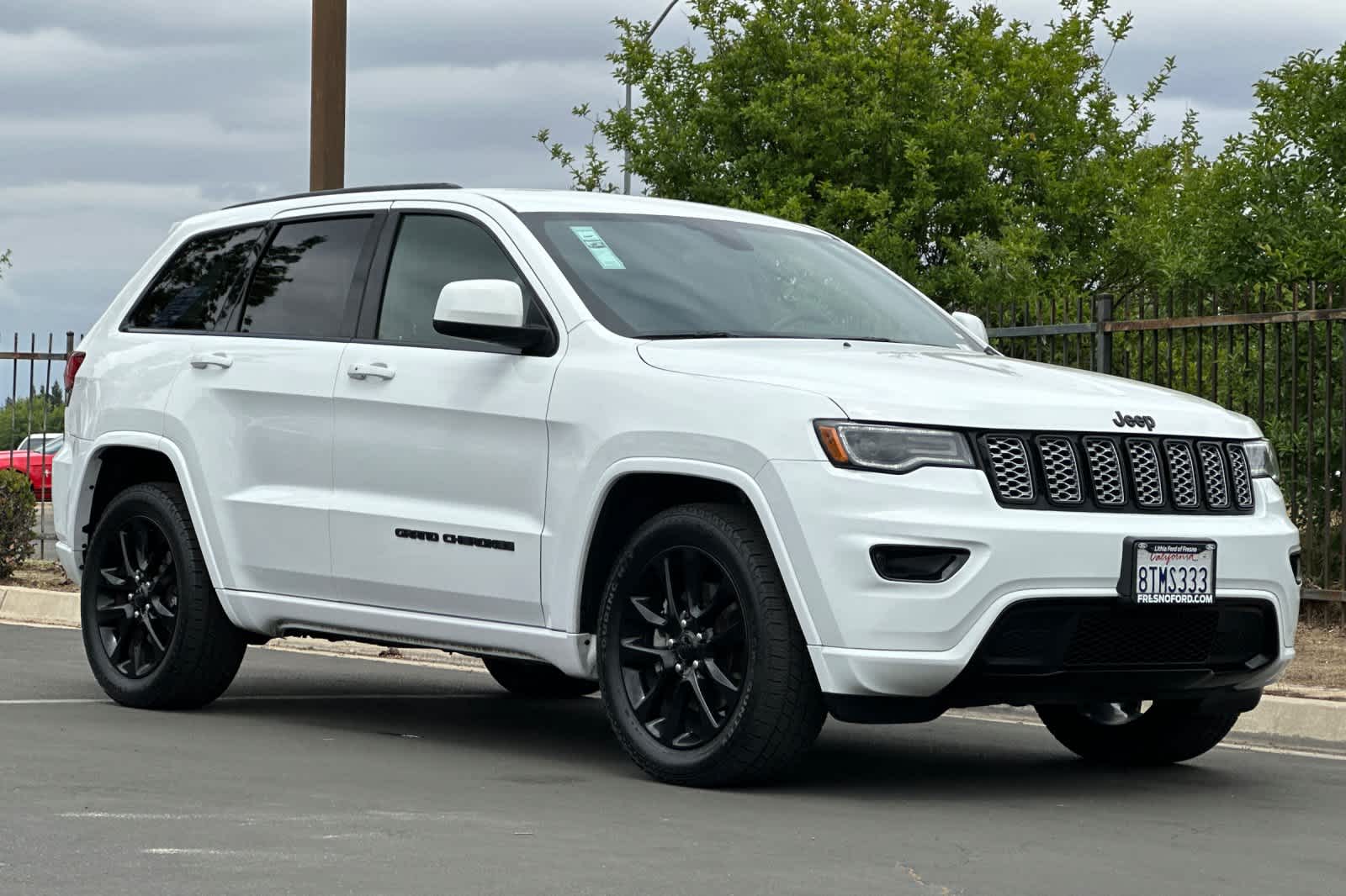 Vehicle image 3 of 29