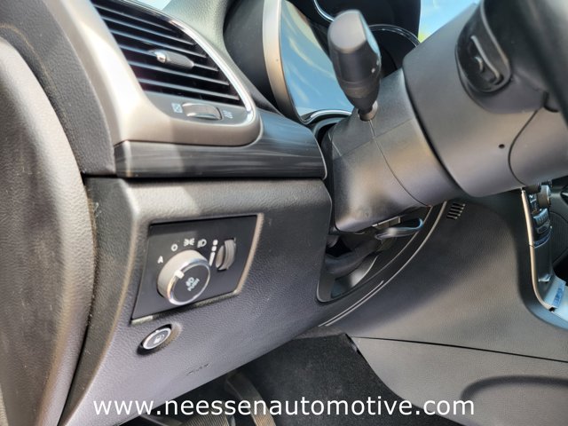 Vehicle image 29 of 34