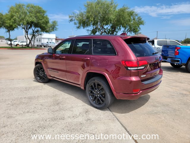 Vehicle image 6 of 34