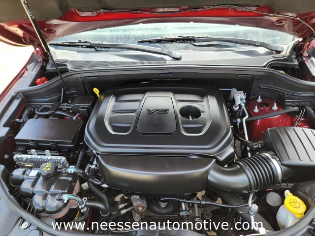 Vehicle image 8 of 34