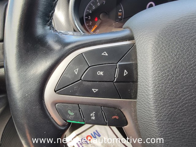 Vehicle image 26 of 34
